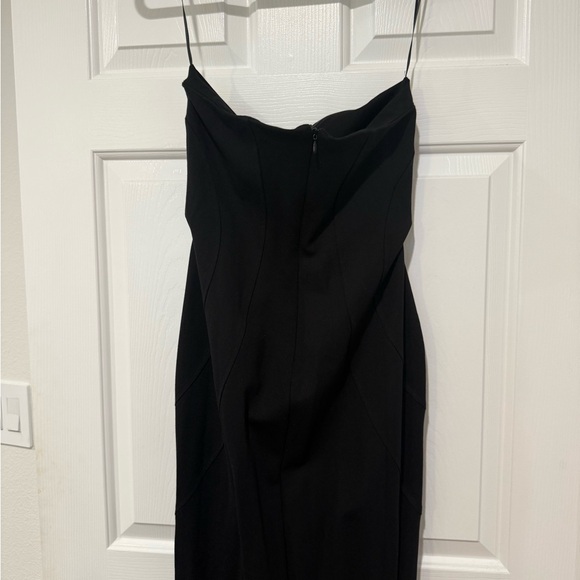 Showpo Black Strapless Dress with Slit and Sweetheart neckline - Picture 6 of 8